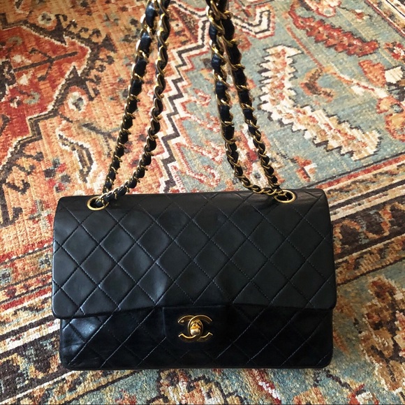 SOLD***Chanel Vintage Classic Medium Double Flap Bag - Picture 5 of 14